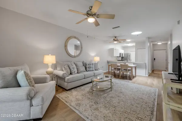 132 Turnbull Villas CIR, New Smyrna Beach, FL 32168