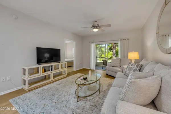 132 Turnbull Villas CIR, New Smyrna Beach, FL 32168