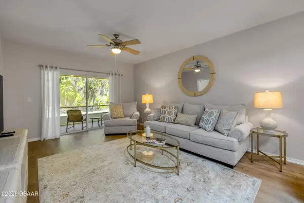 132 Turnbull Villas CIR, New Smyrna Beach, FL 32168