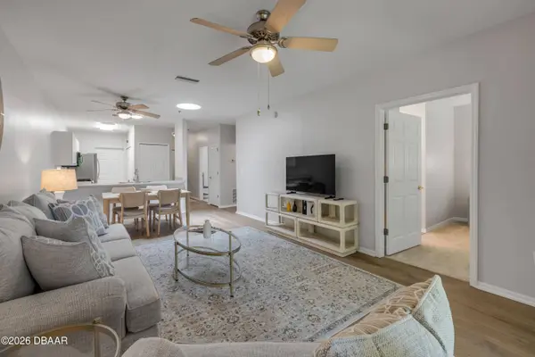132 Turnbull Villas CIR, New Smyrna Beach, FL 32168