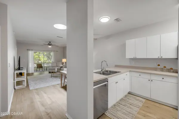 132 Turnbull Villas CIR, New Smyrna Beach, FL 32168