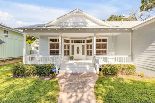 410 S PENINSULA AVE, New Smyrna Beach, FL 32169