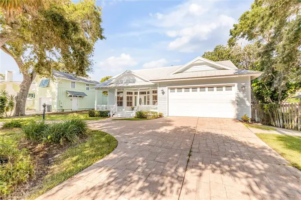 410 S PENINSULA AVE, New Smyrna Beach, FL 32169