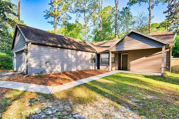 8202 SW 47TH RD, Gainesville, FL 32608