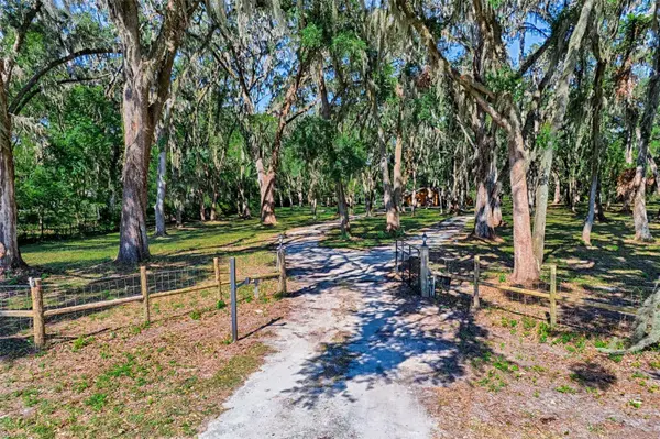 11916 NW STATE ROAD 45, High Springs, FL 32643