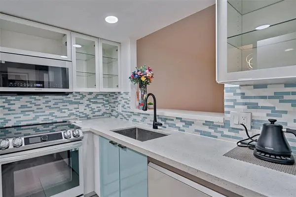 4622 SW 45TH LN, Gainesville, FL 32608