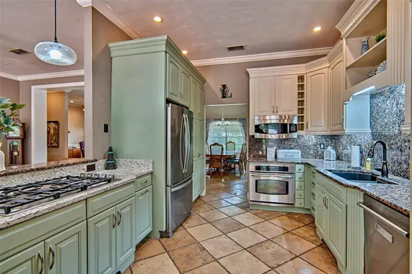 12208 SW 9TH AVE, Newberry, FL 32669