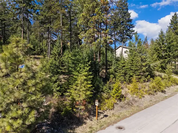 140 Wulff LN, Lakeside, MT 59922