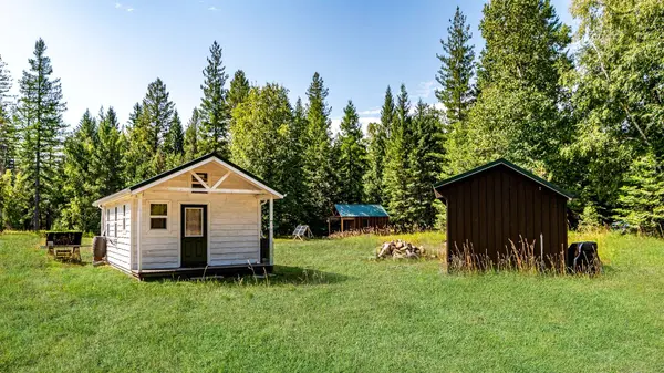 541 Alpine DR, Bigfork, MT 59911