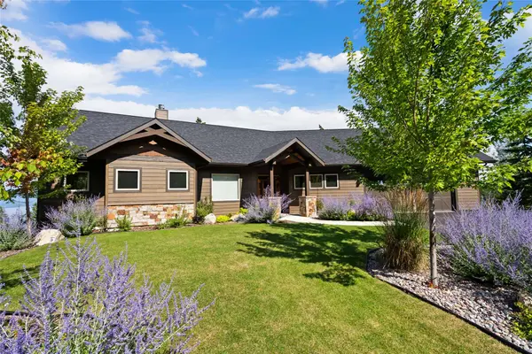 360 Ridge Line DR, Lakeside, MT 59922