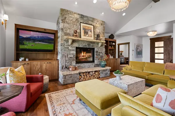 504 Ridge Line DR, Lakeside, MT 59922