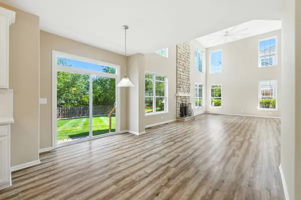 10592 Capitol LN, Huntley, IL 60142