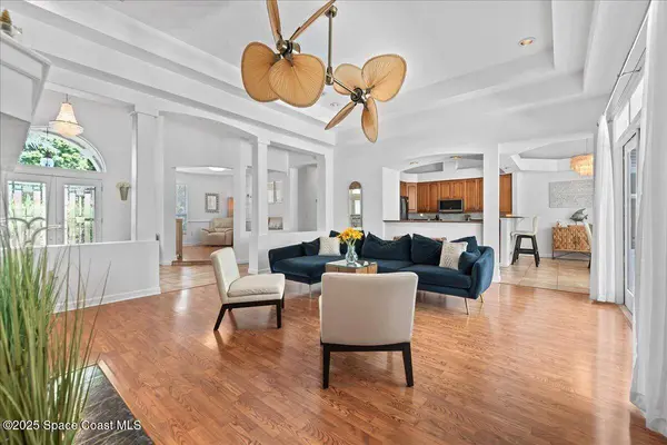 1085 Mercedes DR, Merritt Island, FL 32952