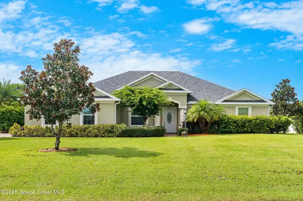 4009 Gardenwood CIR, Grant, FL 32949