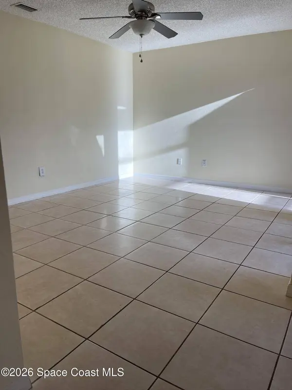 1495 Malibu CIR NE #102, Palm Bay, FL 32905