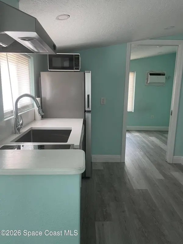 230 Avenida Central, Indialantic, FL 32903