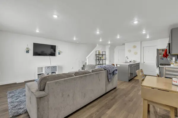 291 E SERENITY AVE, Tooele, UT 84074
