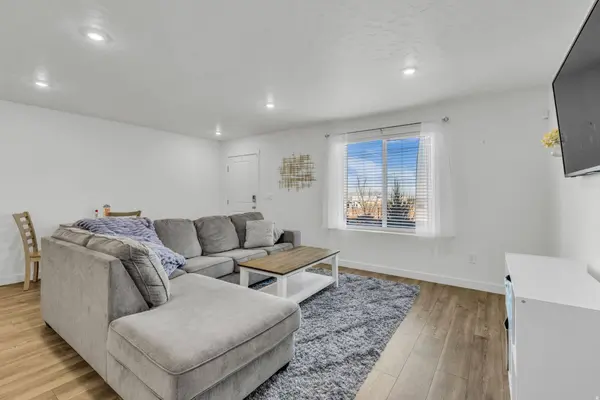 291 E SERENITY AVE, Tooele, UT 84074