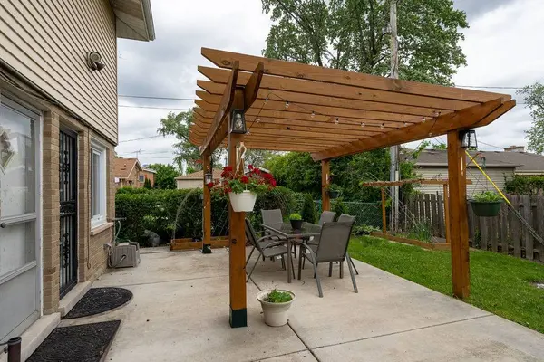 Morton Grove, IL 60053