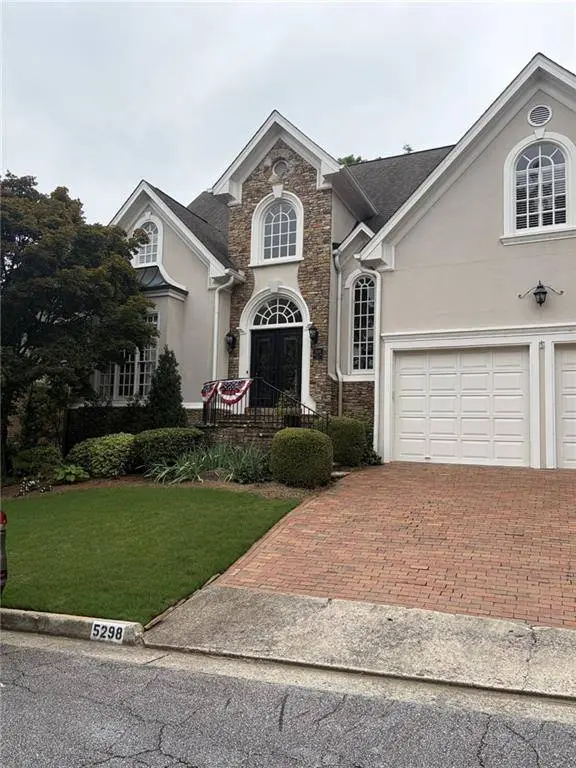 5298 Brookelake DR, Dunwoody, GA 30338