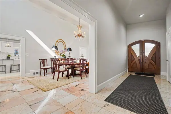 887 Berkshire RD NE, Atlanta, GA 30324