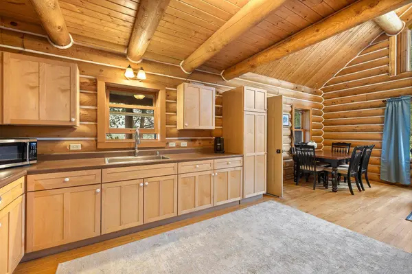 11706 E Paradise Drive, Hill City, SD 57745
