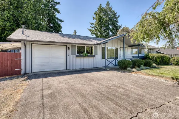 3124 Carolyn Dr W, University Place, WA 98466