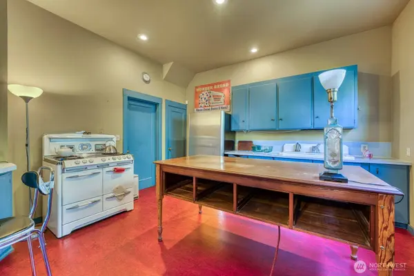 618 S 15th, Tacoma, WA 98405