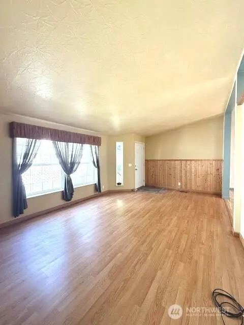 11100 4th AVE #28, Everett, WA 98204