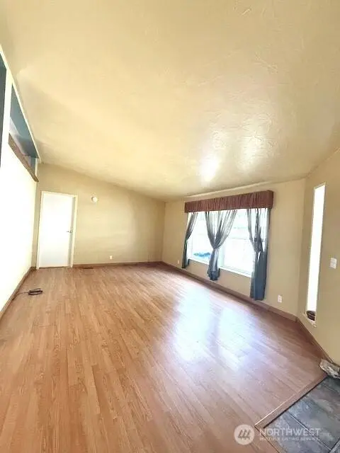 11100 4th AVE #28, Everett, WA 98204