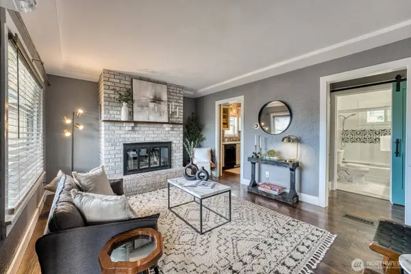 5617 Yakima AVE, Tacoma, WA 98408