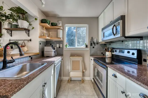 3008 N Narrows DR #A303, Tacoma, WA 98407