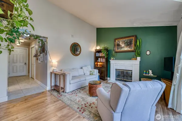 3008 N Narrows DR #A303, Tacoma, WA 98407