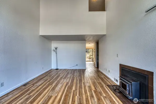 17303 Spanaway Loop RD S #3, Spanaway, WA 98387