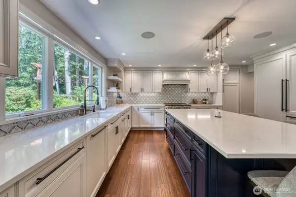 2725 39th ST, Gig Harbor, WA 98335