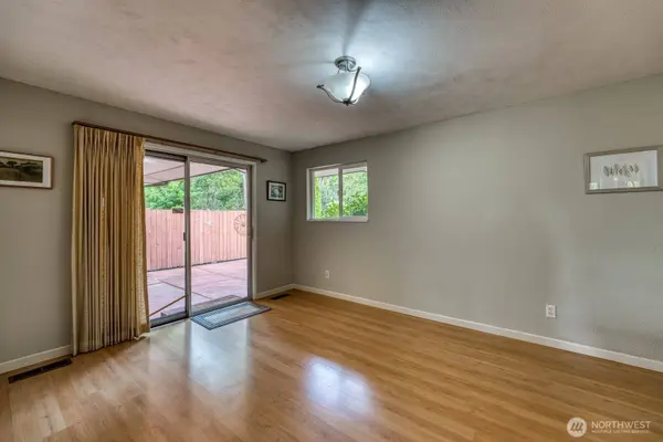 3119 Crystal Springs RD W, University Place, WA 98466