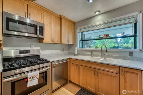 3119 Crystal Springs RD W, University Place, WA 98466