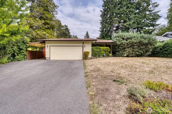 3119 Crystal Springs RD W