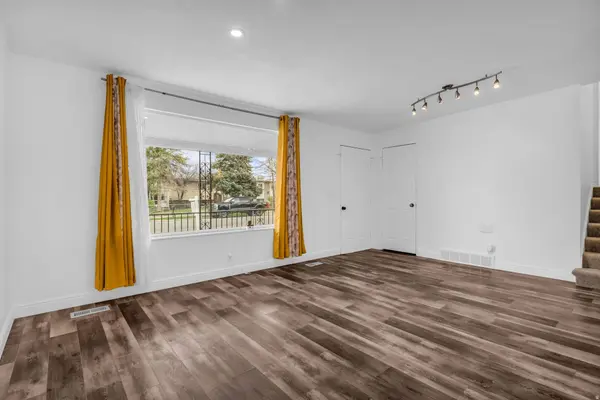 3052 S CORTNEY DR, West Valley City, UT 84120