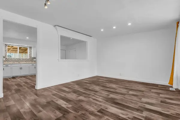 3052 S CORTNEY DR, West Valley City, UT 84120