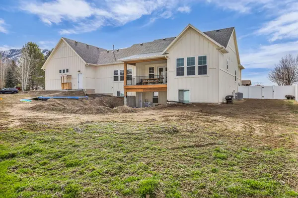 1185 E 2500 N, North Logan, UT 84341