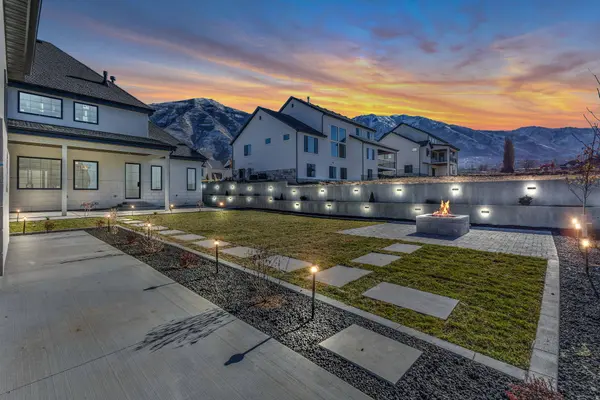 1298 S 1090 E, Salem, UT 84653