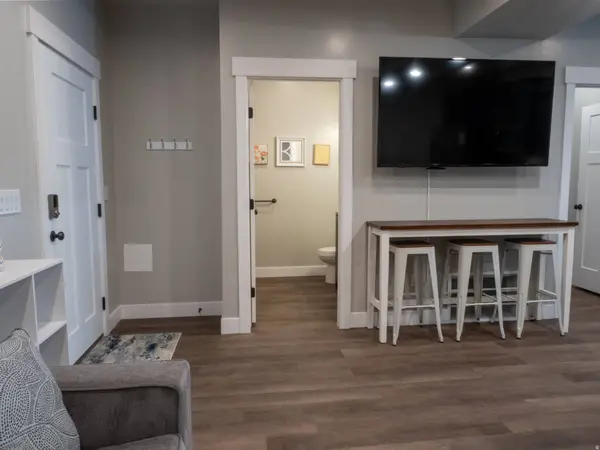 150 W SEASONS LOOP #6, Garden City, UT 84028