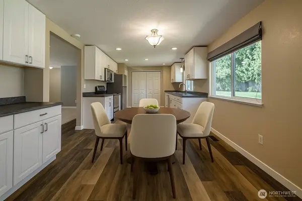 1301 Bel Air DR, East Wenatchee, WA 98802