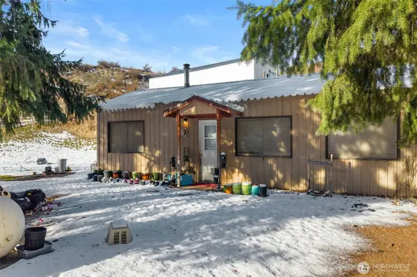 762 Boyd Loop RD, Manson, WA 98831