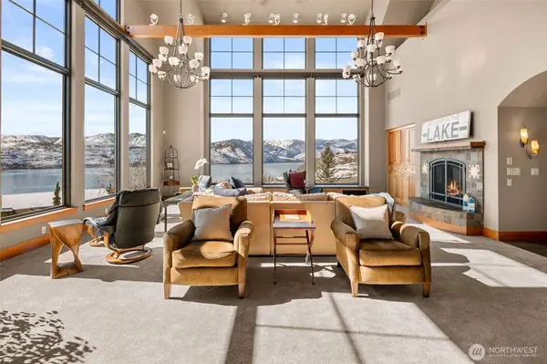 232 Crystal DR, Chelan, WA 98816