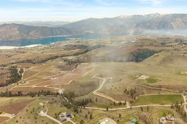 331 Rancho Perri LN, Manson, WA 98831