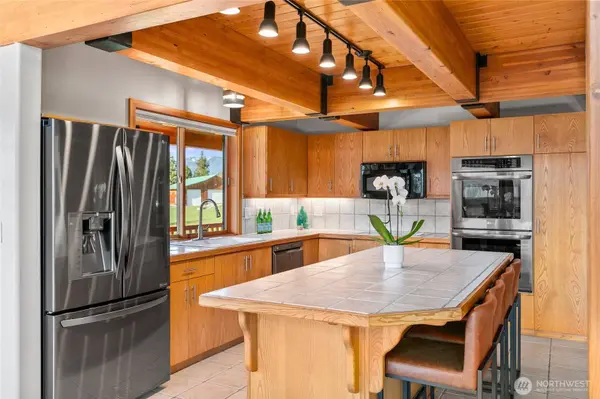 18553 Camp 12 RD, Leavenworth, WA 98826