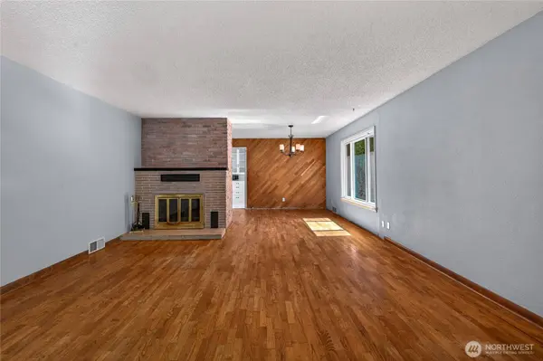 405 Pioneer DR, Wenatchee, WA 98801