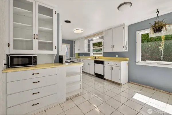 405 Pioneer DR, Wenatchee, WA 98801